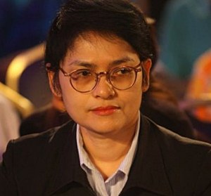 อนุ กมธ.ยกร่างฯ ประเดิมสุพรรณฯ ก่อนตะลุยทั่วไทยรับฟัง ปชช. วอนกลุ่มต้านร่วม