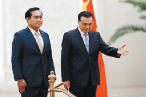รัฐบาลประยุทธ์ เล่นไพ่จีน เกมนี้ใครได้ ใครเสีย?