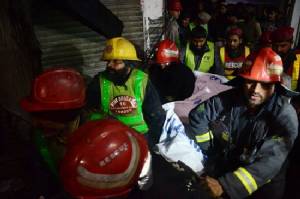 Market fire kills 13 in Pakistan