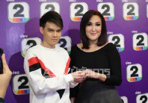 ดราม่ารักกะเทย “ซันนี่” ดูดวงตัวเองอีก 5 ปีผัวจะทิ้งไปมีเมียมีลูก