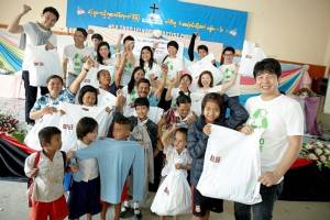 ยูนิโคล่ มอบความอบอุ่นผ่านโครงการ All Recycling