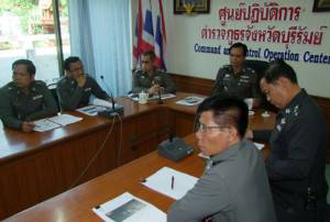 รอง ผบช.ภ.3 รุดติดตามคดีฆ่าโหดเปลือยสาวมินิมาร์ทบุรีรัมย์ พุ่งเป้า 3 ปม