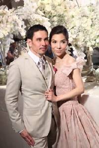 คู่รักแหววตลอดกาล "ปอ-กอล์ฟ" ปีใหม่ไม่ไปไหน...เพราะเตรียมไปบรัสเซลส์