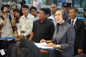 ชาวพม่านับพันรวมตัวประท้วงผู้แทนพิเศษสหประชาชาติเดินทางเยือน