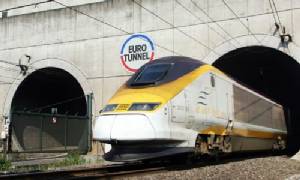 อุโมงค์ช่องแคบอังกฤษเริ่มเปิดให้บริการรถไฟอีกครั้ง หลังเกิดเหตุไฟไหม้