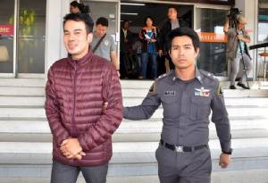 ไทยพาณิชย์ทยอยส่งหลักฐานเงิน สจล. - ตร.รอชิ้นสำคัญชี้ตัวใครตัวการเซ็นเบิก