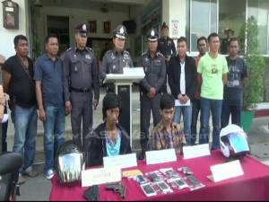 ตร.ตรังรวบ 2 ผู้ต้องหาก่อเหตุฆ่าคนตาย สั่งเร่งไล่ล่าหัวหน้าแก๊ง