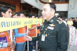 มทภ.1 ปัดกักตัว-ขู่ “สิงห์ทอง” แจงเชิญถกเหตุคุยทหารแต่จ้อสื่อคนละเรื่อง