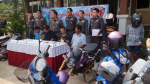 ผู้การชลบุรีแถลงข่าวจับกุมผู้ต้องหา 6 คน จากหลายพื้นที่ สร้างความสงบสุขให้แก่ประชาชน(ชมคลิป)