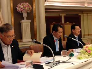 “กกร.” ผวาบาทแข็งโป๊กส่งสัญญาณรับมือผันผวน