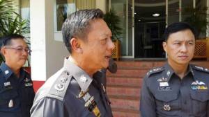 สันติบาลเรียกนายดาบตำรวจกลับสังกัด หลังพบอยู่กับมือปลอมแถลงการณ์