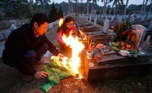สงครามผ่านไปแล้ว 4 ทศวรรษ ปีนี้ทหารเวียดนามอีก 48 คนเพิ่งได้กลับจากลาว