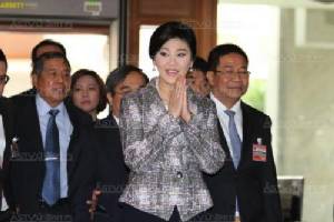 “ยิ่งลักษณ์” เมินไปศาลฯ ถูกฟ้องคดีจำนำข้าว ชี้กฎหมายไม่ได้บังคับ