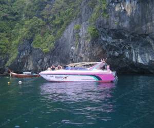 แหล่งท่องเที่ยวตรังคึกคัก คาดตรุษจีนนี้เงินสะพัดกว่า 100 ล้านบาท