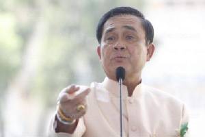 นายกฯ ขออย่ากังวลเก็บภาษีที่ดิน แนะรอฟังรัฐ เมินเคลียร์กระแสปลด ปลัด สธ.