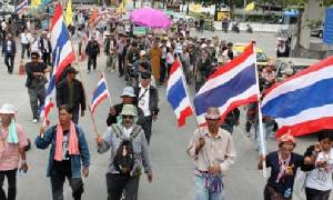 ป.ป.ช.เล็งฟัน ครม.ปูเยียวยาแดงผิดกฎหมาย-รัฐเร่งถกกฤษฎีกาหา กม.รองรับจ่าย 7.9 ล้านม็อบลุงกำนัน