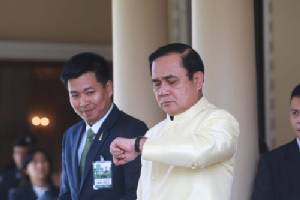 สัมปทานปิโตรเลียม แถต่อไม่ไหว ใส่เกียร์ถอยดีกว่า