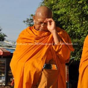“พระสุเทพ” แนะปมธรรมกายเรื่องของสงฆ์ กปปส.จะไม่ยุ่ง โต้พวกนินทาหวังเป็นพระเถระพูดด้วยอวิชชา