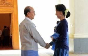 “เต็งเส่ง” หารือ “ซูจี” ตัวต่อตัวถกประเด็นแก้รัฐธรรมนูญ-จัดเลือกตั้ง