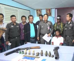 ตำรวจตรังรวบพ่อค้ายาบ้า พบอาวุธสงคราม-ระเบิดจำนวนมาก
