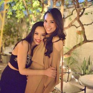 พีอาร์ตัวแม่ ! จีน่า-สนิทพิมพ์ ตายตาหลับ ได้ลูกๆ สานต่องาน