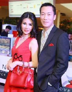 คุณหมอแวนด้า ปลื้มปริ่ม คุณสามีชื่นชม "สำเร็จได้เพราะภริยา"