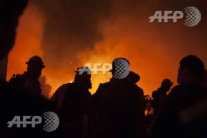 Thousands told to evacuate as deadly blaze threatens Chile city