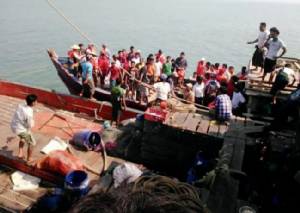 ทางการพม่าตั้งกรรมการตรวจสอบเรือของรัฐหลังเหตุเรือเฟอร์รี่ล่ม