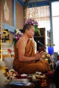 “หลวงปู่พุทธะอิสระ” โปรดพวกทองไม่รู้ร้อนให้รู้ ทำไมต้องไปสู้ไปฟ้อง