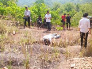 พบศพหนุ่มนิรนามถูกยิงทิ้งศพไว้เชิงเขา หลังโรงแรมชื่อดังเมืองปราจีน