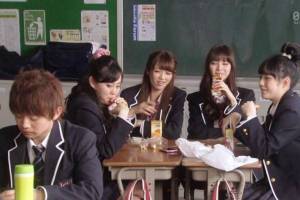 เด็กหนุ่มผู้หาญกล้า สมัครสอบเข้าโรงเรียนหญิงล้วน