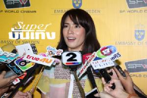 “โดนัท” กลับมาโสด! เลิกคุยหนุ่มนอกวงการ เชื่อชีวิตนี้ไม่ขึ้นคานแน่นอน