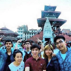 พบ 6 นิสิตแพทย์ มศว ปลอดภัยทุกคน - ทูตสั่งเช็ก พญ.ไทยเสียชีวิต