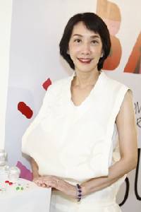 "กุลสิรี อรรถจินดา" ชวนบิวตี้นิสต้าสัมผัสเซรัมตัวใหม่