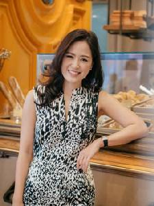 ตั้งแต่ขยายร้านมาที่ใหม่ "อลิสา พันธุศักดิ์" ยังไม่ได้นั่งชิลที่ร้านสักครั้ง