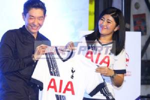 MGRsportChannel “บอย พีซเมคเกอร์” รีวิวเสื้อใหม่ “ไก่เดือยทอง”