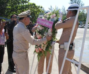 ทัพเรือภาค 2 วางพวงมาลารำลึกวันอาภากร “องค์บิดาของทหารเรือไทย”