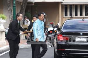 “ดาว์พงษ์” ถก ทภ.1 เอาคืนที่บุกรุกปลูกยาง รับช่วยที่ทำกินไม่ทัน รบ.ชุดนี้