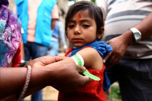 UNICEF Photo of the Week : หนึ่งเดือนหลังแผ่นดินไหวในเนปาล เด็กๆ เสี่ยงขาดสารอาหารเพิ่มขึ้น
