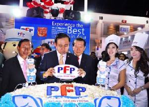 นายกฯ ให้เกียรติเปิดบูท PFP งาน THAIFEX 2015