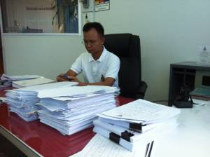 ตร.บุรีรัมย์หอบสำนวนคดีพยาบาลแสบทุจริตเงิน รพ. 2.7 ล้าน ส่ง ป.ป.ท.แล้ว