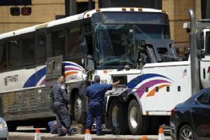 Bus collision in New York, 31 taken to hospital