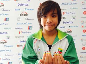 เงือกจิ๋ววัย 10 ขวบ โดดลงสระว่าย “ซีเกมส์” เพื่อเมียนมา