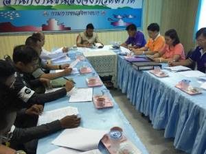 ตราดเดินหน้าจัดระเบียบรถตู้ตามนโยบาย คสช.