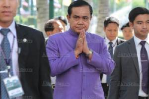 นายกฯ ปลุกเกียรติศักดิ์ศรีข้าราชการ ชี้ต้องพึ่งปฏิรูป ไม่แคร์มะกันเชิญไม่เชิญงานวันชาติ