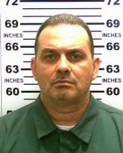 สองฆาตกร “แหกคุกนิวยอร์ก” ถูกตำรวจวิสามัญฯ ดับ 1 ราย-อีกคนยังลอยนวล