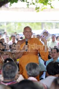 “พระสุเทพ” เชื่อมีขบวนการดิสเครดิต คสช. ชี้โรดแมปขยายได้ ป้อง “บิ๊กตู่” ไม่ยึดติดอำนาจ