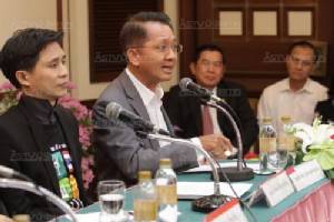 “ธีระชัย” แฉร่าง พ.ร.บ.ปิโตรเลียม สร้างกลลวงเอื้อระบบสัมปทาน