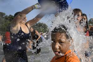 Water battle against heatwave
