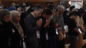 ครอบครัว “เหยื่อ MH17 ตก” ร้องหาความจริง ก่อนครบรอบ 1 ปีเหตุสลด